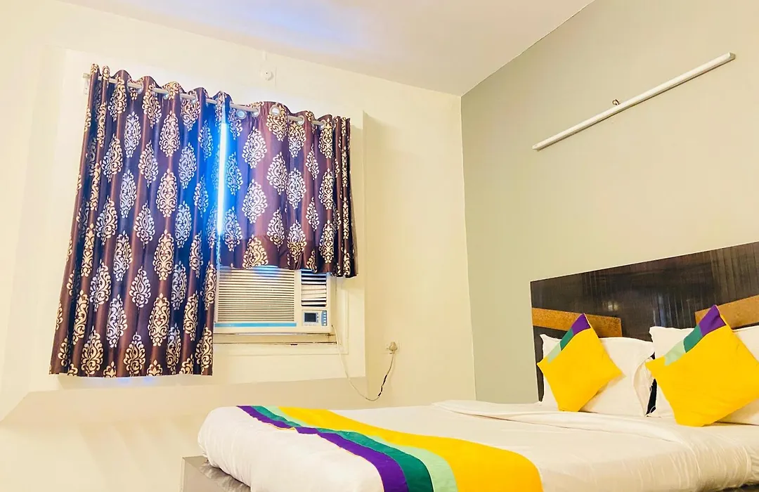 Hotel Aakash Navrangpura-1